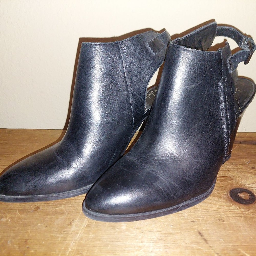 Franco Sarto Adesso Cutout Ankle Bootie 8